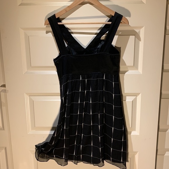 Black Sheer Silk Dress Babydoll Sz S V Neck White Checkered Minimalist Party - Picture 8 of 8